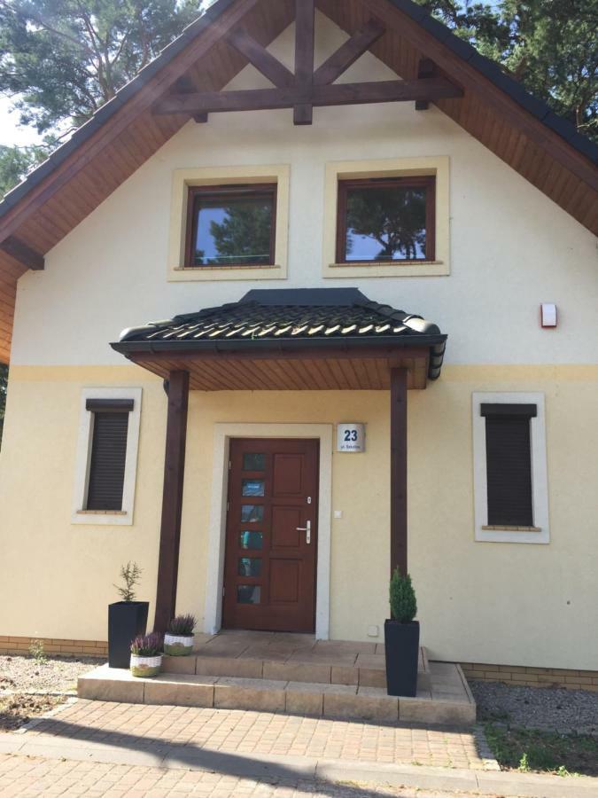 Villa Zlote Wydmy ミエンジボジェ エクステリア 写真